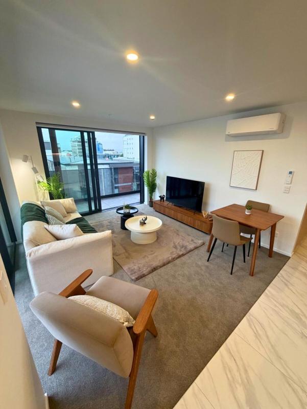 Brand-New 1BR Apartment near Te Kaha Stadium - image 7