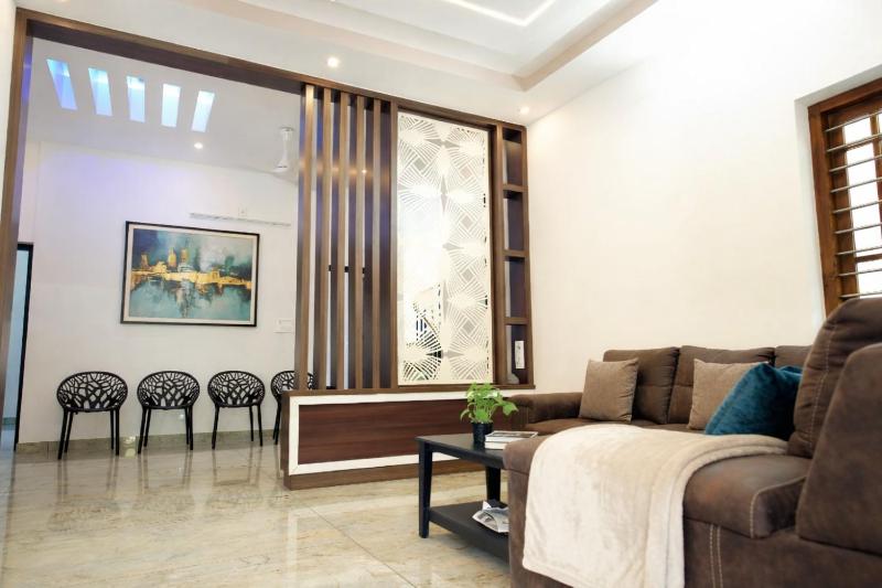 PATHIRAMANAL SERVICE VILLAS - image 10