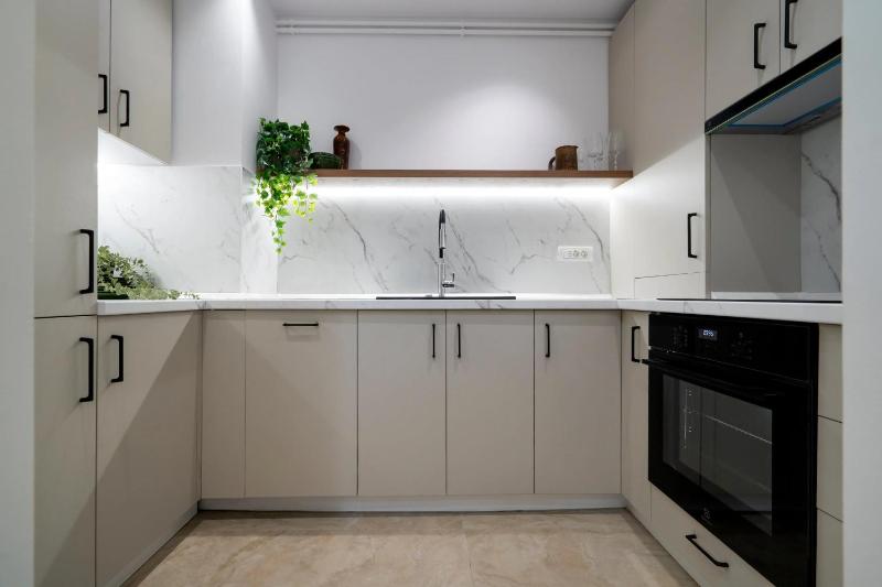 Gorgeous 2BR Retreat - Old Town & Calea Victoriei - image 7