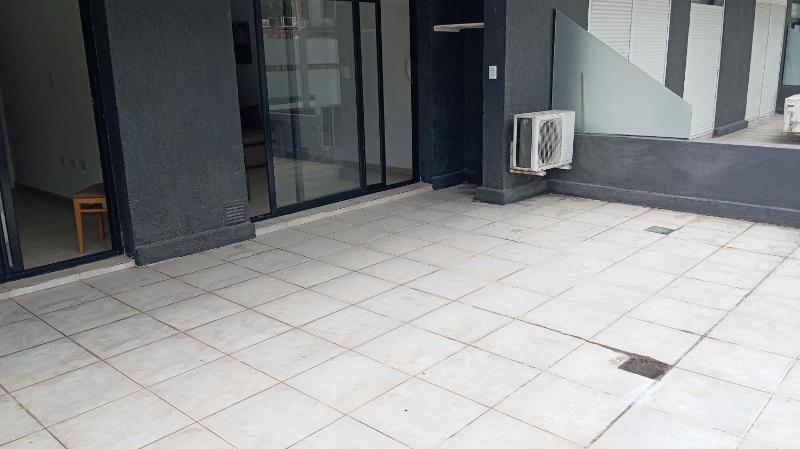 Dpto Premium Costanera cochera y patio privado - image 4