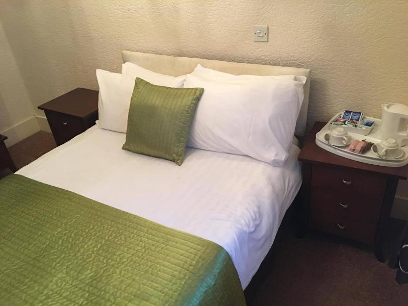 Budget Double Room image 1