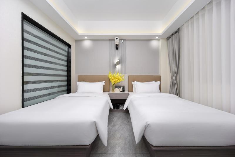 Deyu GM E sports Hotel - image 9