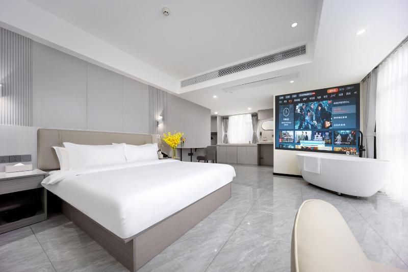 Deyu GM E sports Hotel - image 1
