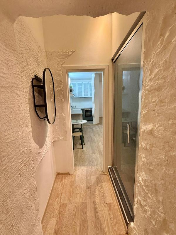 Domillion 1bdr Quiet City Hall apt D1115 - image 9