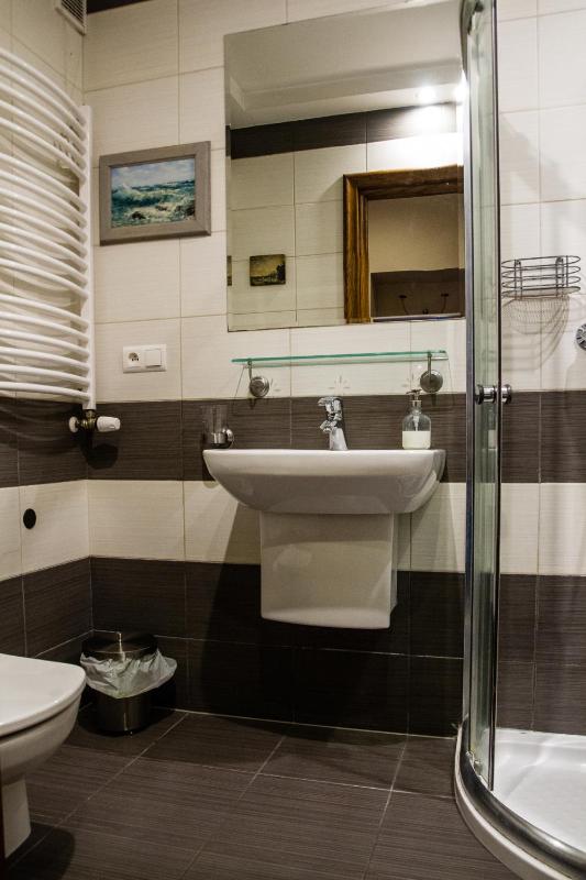 Three-Bedroom Apartment image 3