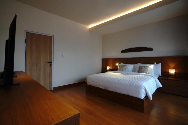 Cleo Villa Padma Legian - image 11