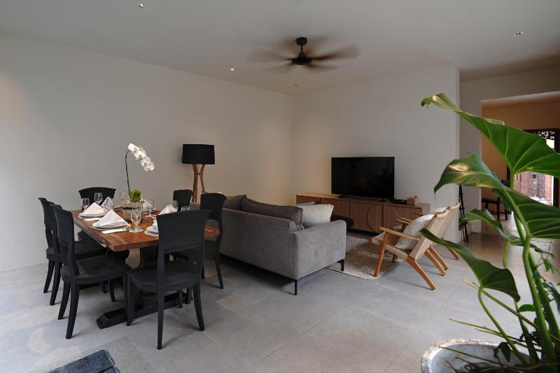 Cleo Villa Padma Legian - image 7