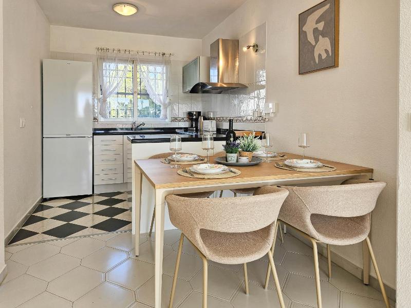 Garden apartment in Monte B Miraflores - image 14