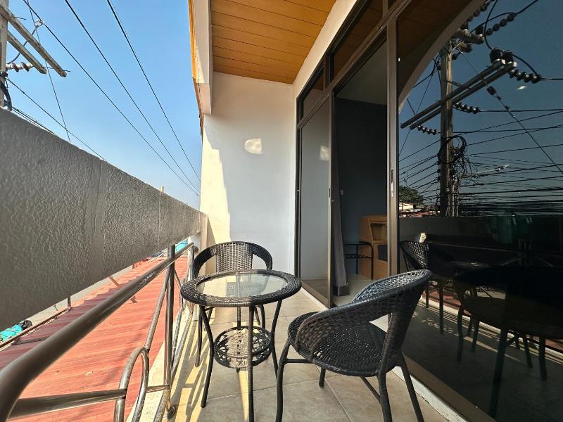 White Corner - image 10