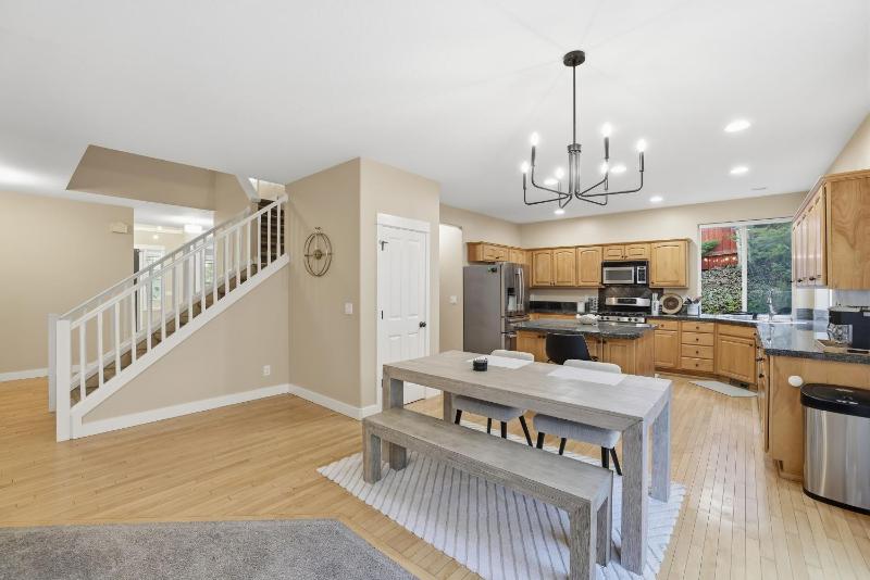 Bethany Breeze - Comfort Style and Convenience home - image 8