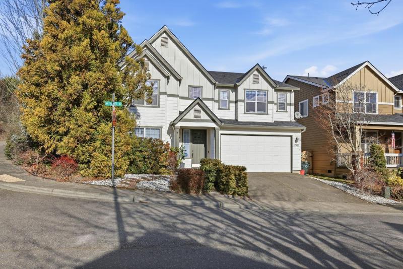 Bethany Breeze - Comfort Style and Convenience home - image 1