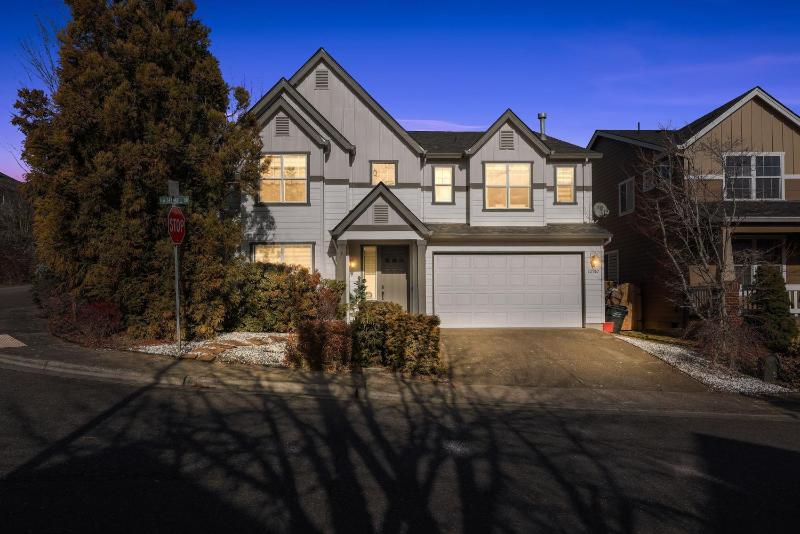 Bethany Breeze - Comfort Style and Convenience home - image 16