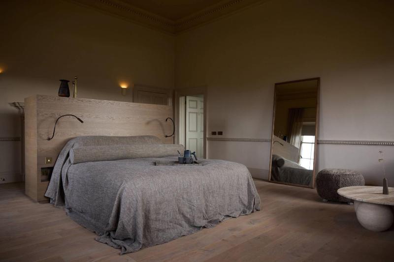 Denton Hall - image 10