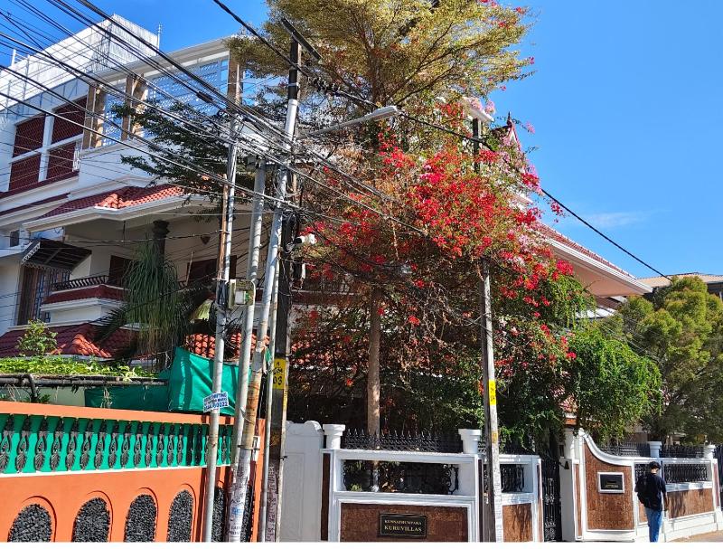 Luxstaykochi -Luxury Villa Near JLN Metro - image 15