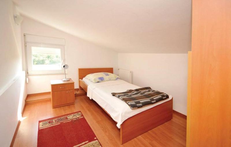 Apartment Sara - image 19