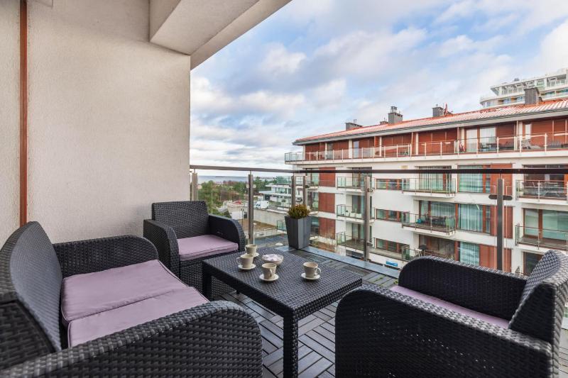 Baltic Park - Apartament z Widokiem na Morze by Noclegi Renters - image 30