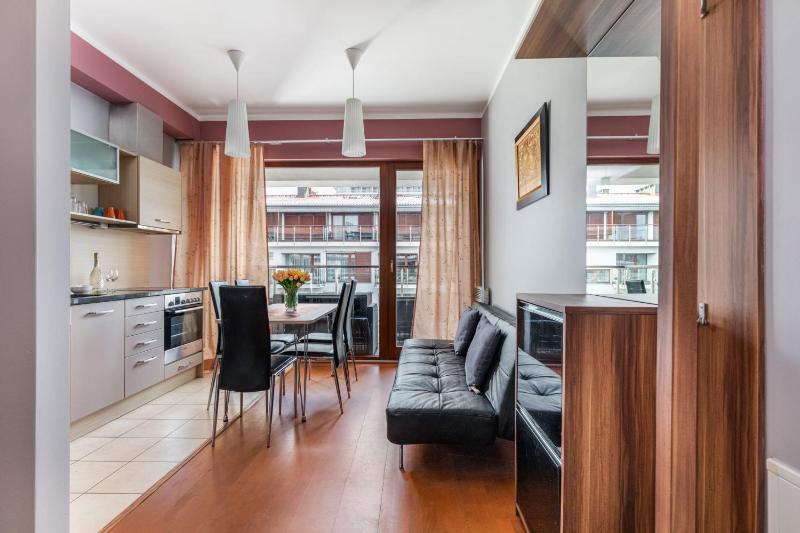 Baltic Park - Apartament z Widokiem na Morze by Noclegi Renters - image 3