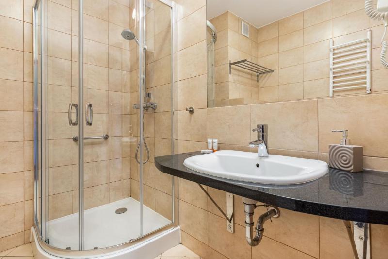 Baltic Park - Apartament z Widokiem na Morze by Noclegi Renters - image 5