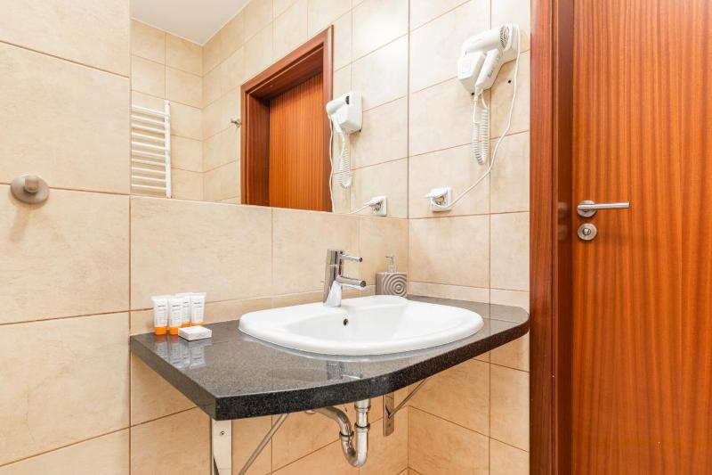 Baltic Park - Apartament z Widokiem na Morze by Noclegi Renters - image 20