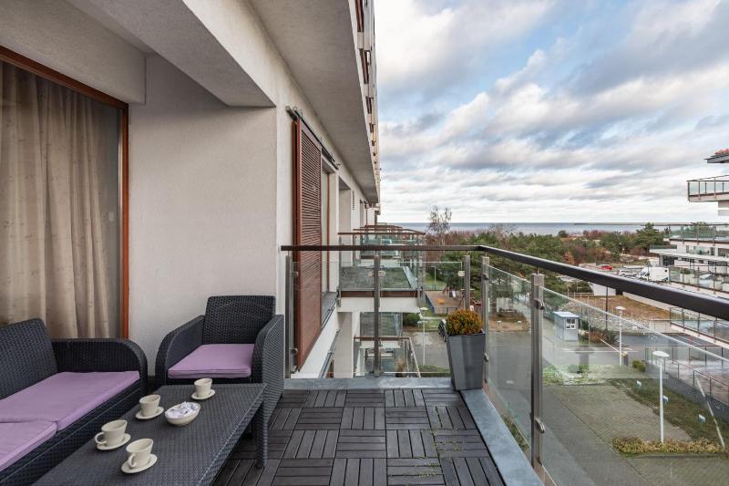Baltic Park - Apartament z Widokiem na Morze by Noclegi Renters - image 7