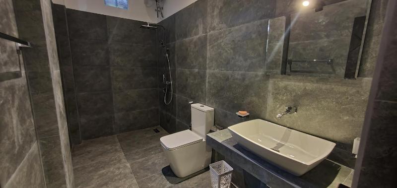 Surf Suites Ahangama - image 9