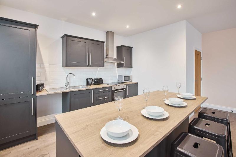 Host & Stay - Promenade Suite - image 18