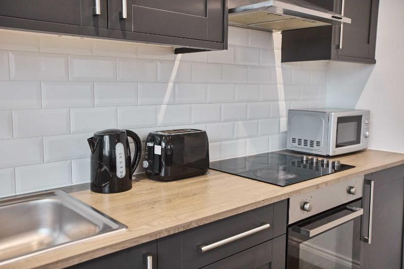 Host & Stay - Promenade Suite - image 10