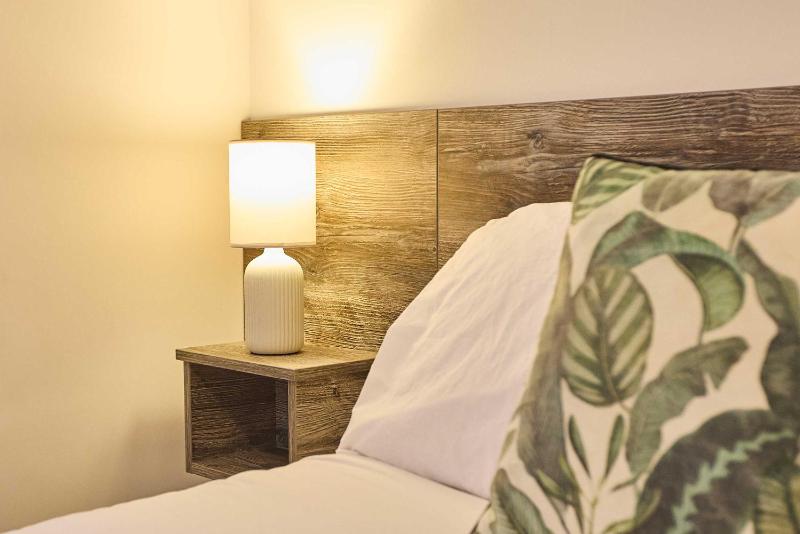 Host & Stay - Illumination Suite - image 21