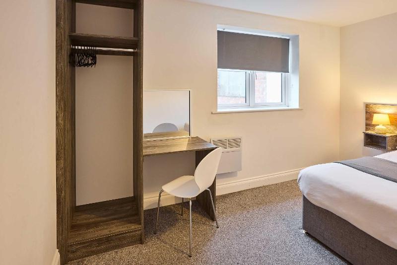 Host & Stay - Sandcastle Apartment - image 20
