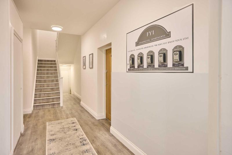 Host & Stay - Sandcastle Apartment - image 11