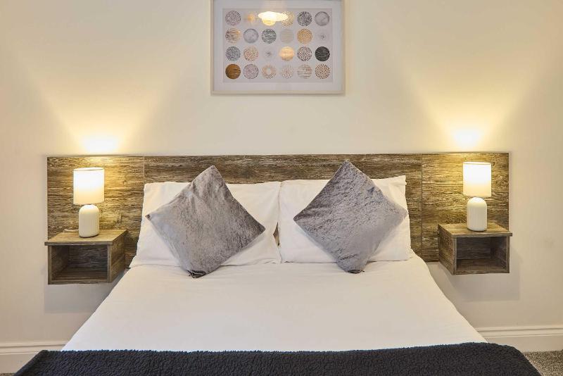 Host & Stay - Tower Suite - image 1