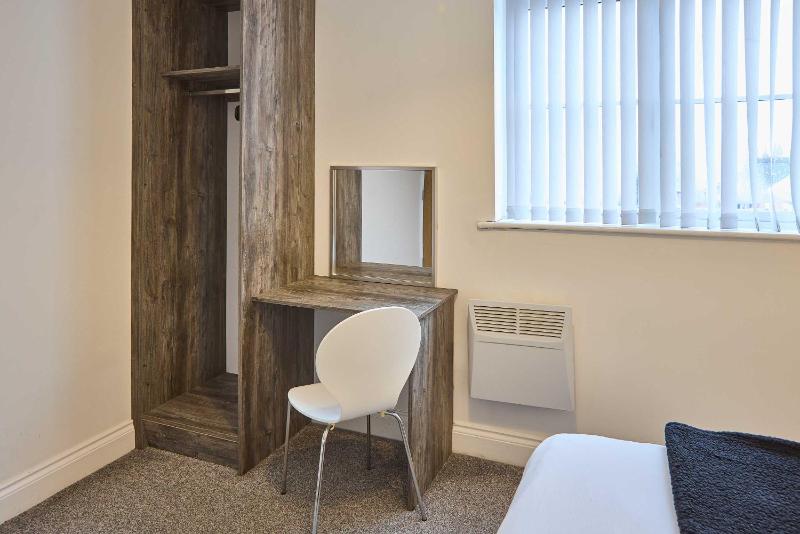Host & Stay - Tower Suite - image 11