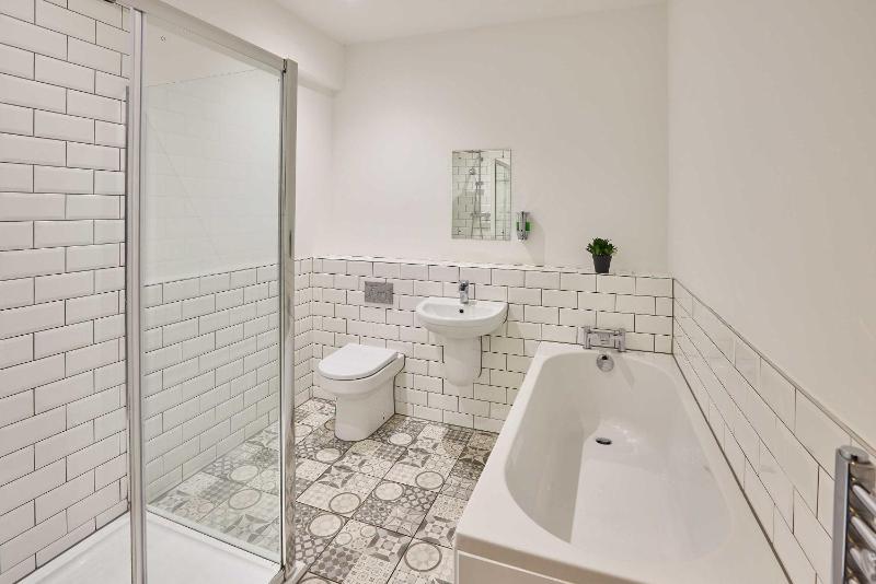 Host & Stay - Tower Suite - image 9