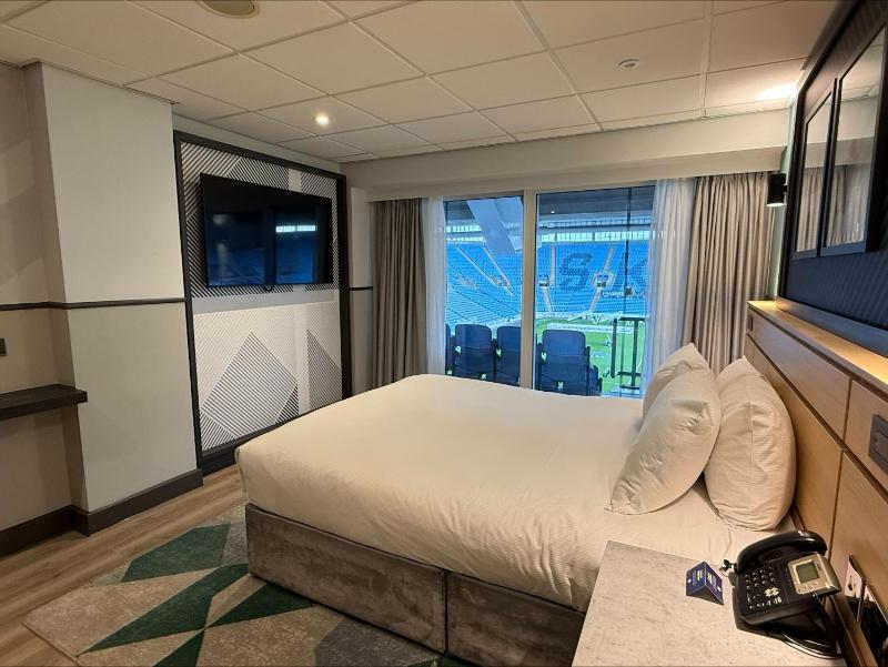 DoubleTree by Hilton Coventry Building Society Arena - image 9