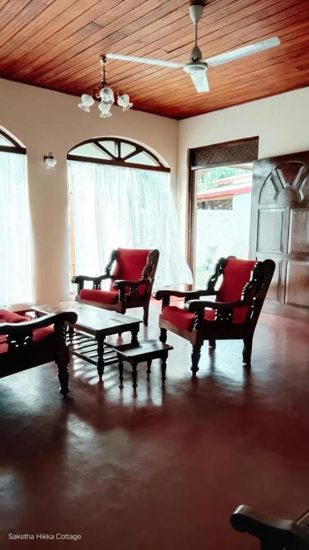 Saketha Hikka Cottage - image 11