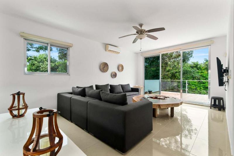 Casa Lula 5-BR Getaway in Riviera Maya - image 9