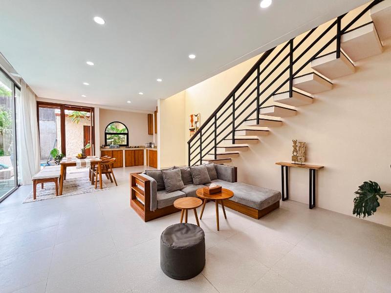 NEW 2BR Minica Villa in the heart of Kayu Aya Oberoi Seminyak walking distance to Beach Shops Restaurants - image 11