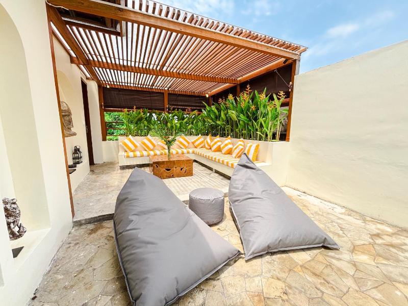 NEW 2BR Minica Villa in the heart of Kayu Aya Oberoi Seminyak walking distance to Beach Shops Restaurants - image 7