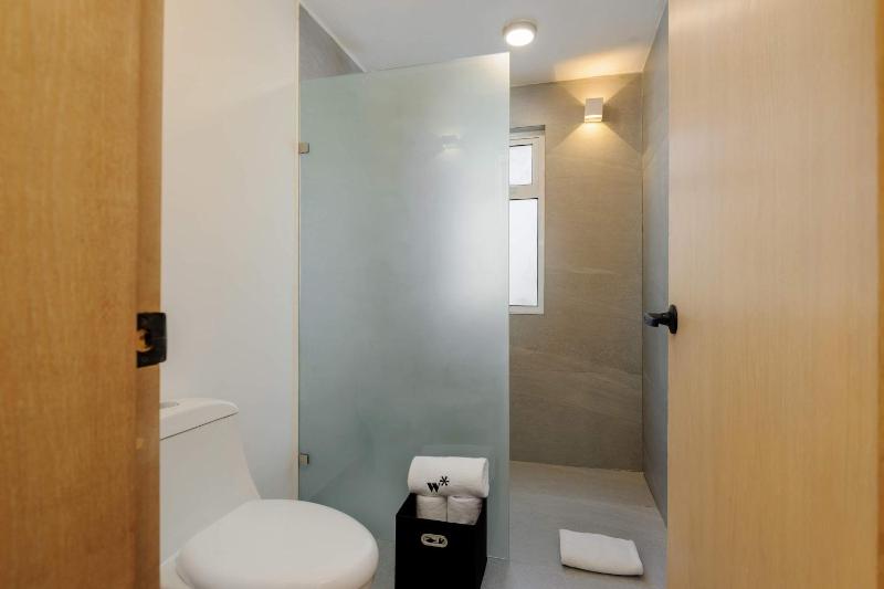 Amazing 4BR with Terrace & Jacuzzi in Juarez - image 26