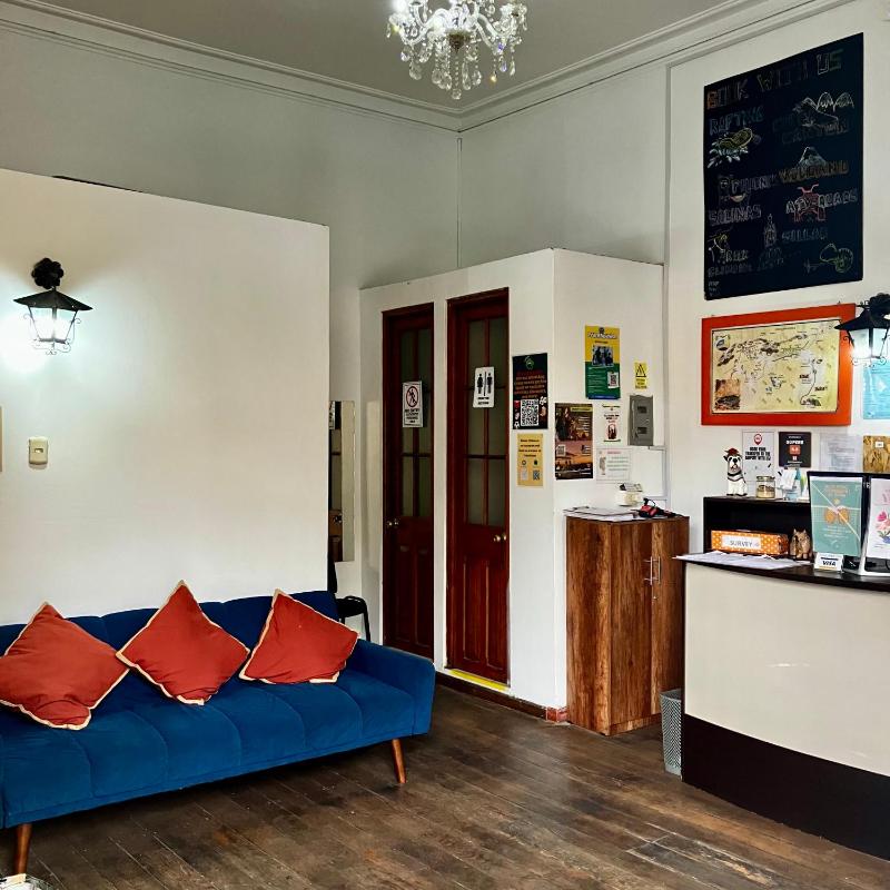 Econunay Hostels - image 8