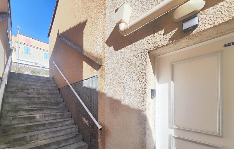 2 Bedroom Lovely Apartment In Fleury D'aude - image 16