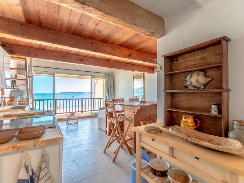 Studio lumineux avec climatisation et parking à Port Grimaud - FR-1-868-4 - image 7