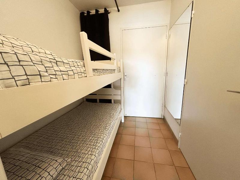Appartement lumineux à Port Grimaud - WIFI & Parking - FR-1-868-24 - image 11