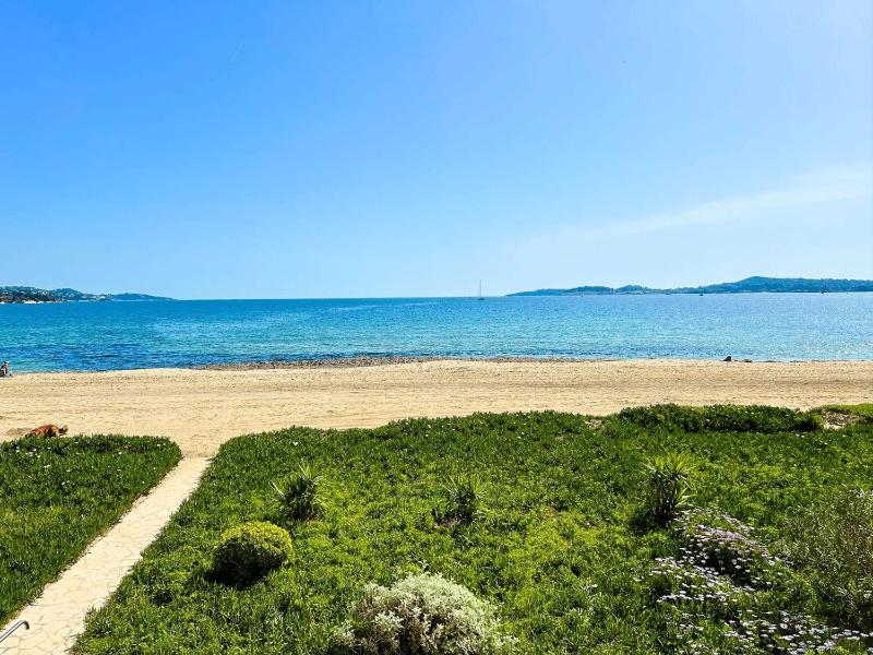 Appartement spacieux avec balcon et accès plage à Port Grimaud - FR-1-868-12 - image 2