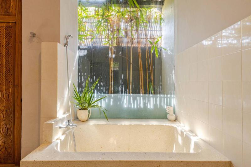 6BR Luxe Pool Villa Seminyak Group Escape - image 5