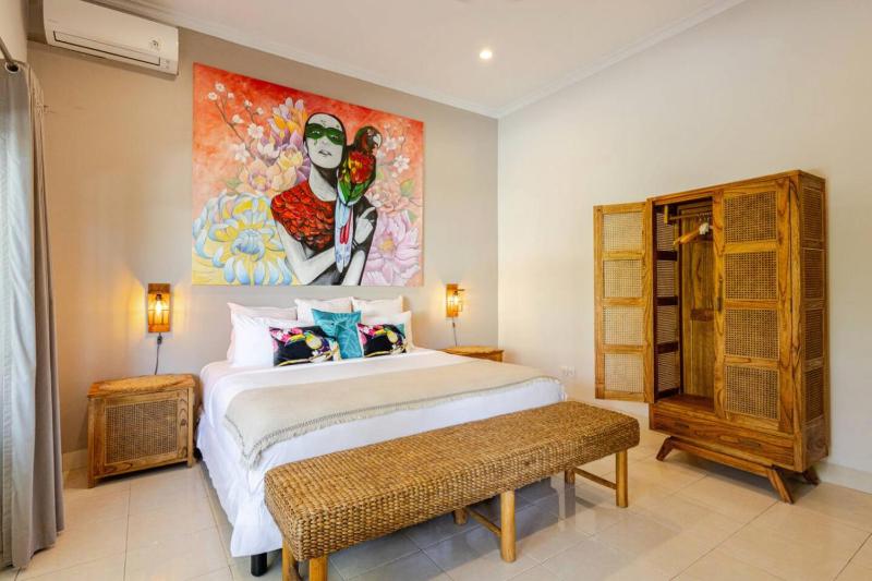 6BR Luxe Pool Villa Seminyak Group Escape - image 16