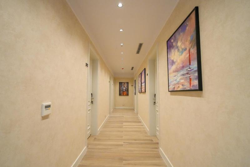 Shkoder City Center - Floir Hotel - image 2