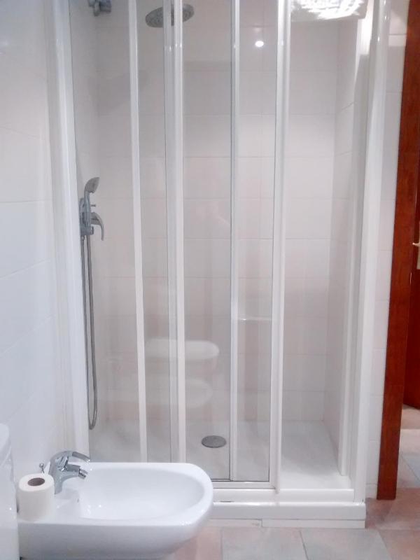 Triple Room (2 Adults + 1 Child) image 2