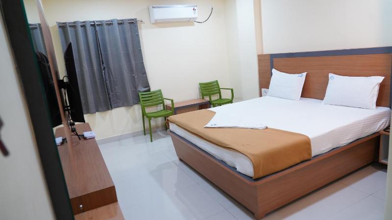 Vijaya Inn - image 8