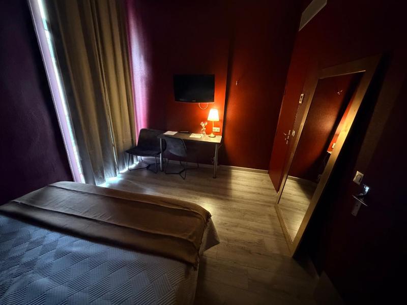 Hotel Comédie - Place De La Comédie Corum - image 28